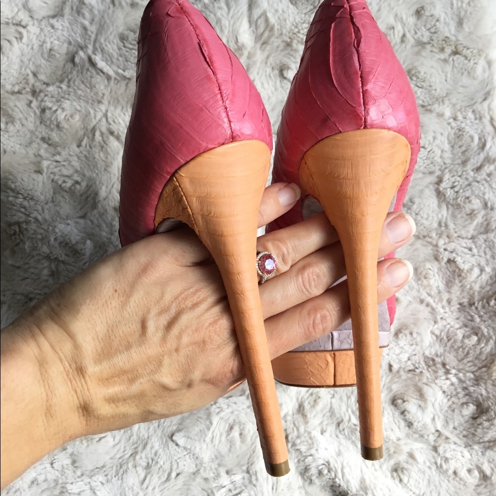 Brian Atwood Embossed heels - Picture 5 of 8